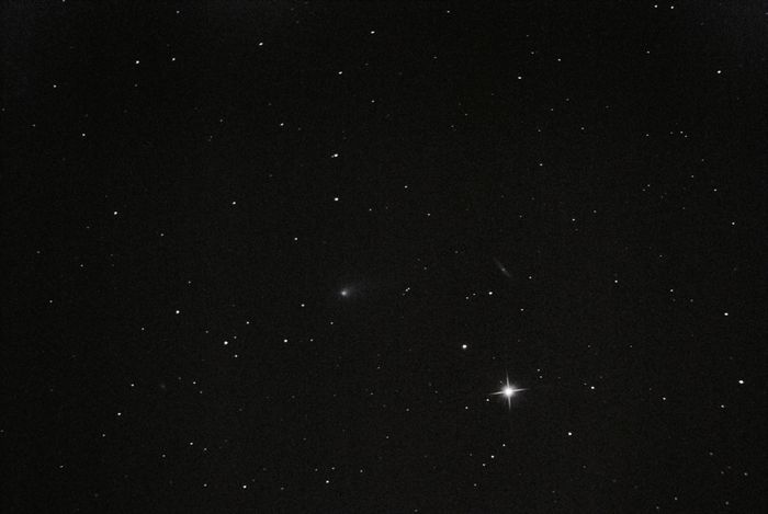 cométe c 2012 k1+galaxie ngc 3877