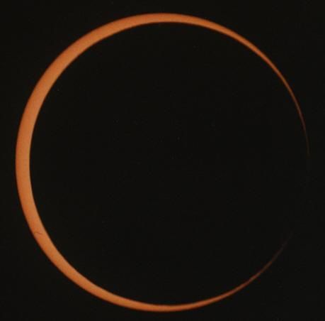 Eclipse annulaire 3/10/05
