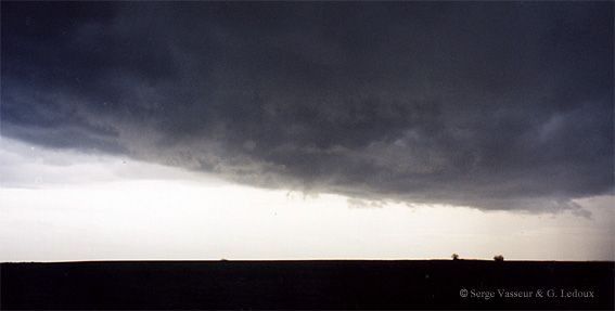 Nuage de gros temps 01 'Gueule de baleine'