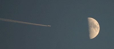 Animation lune et avion