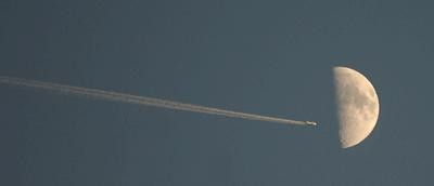 Animation lune et avion