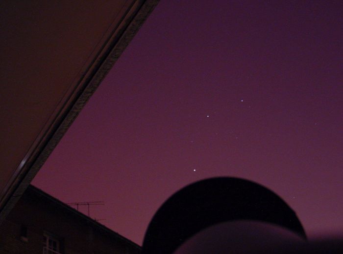 Saturne Pollux et Castor et la jolie pollution parisienne