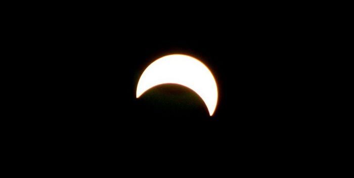 Eclipse en Tunisie 29/03/06  12H18