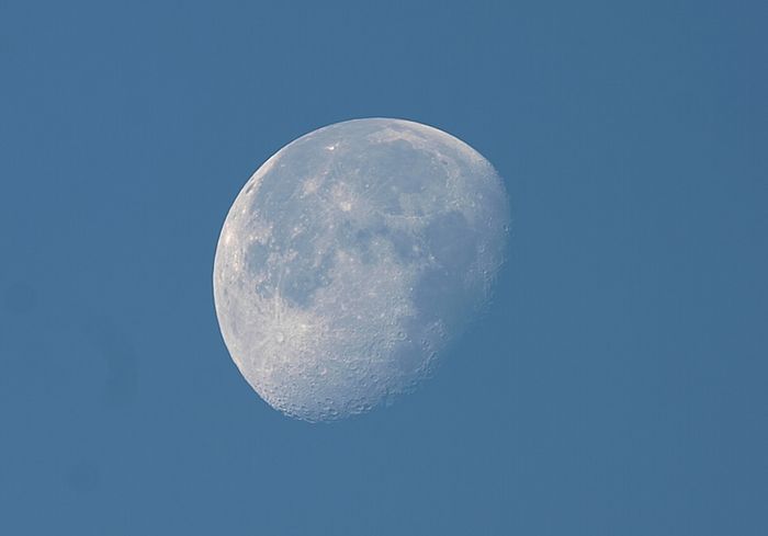 Lune 28 Novembre 2007