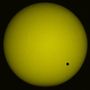 Vénus devant le soleil, tâches et facules claires