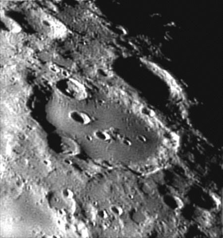 Crat&egrave;re CLAVIUS