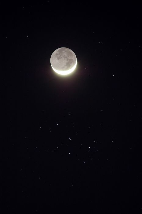 Lune Pleiades 19 avril 2007
