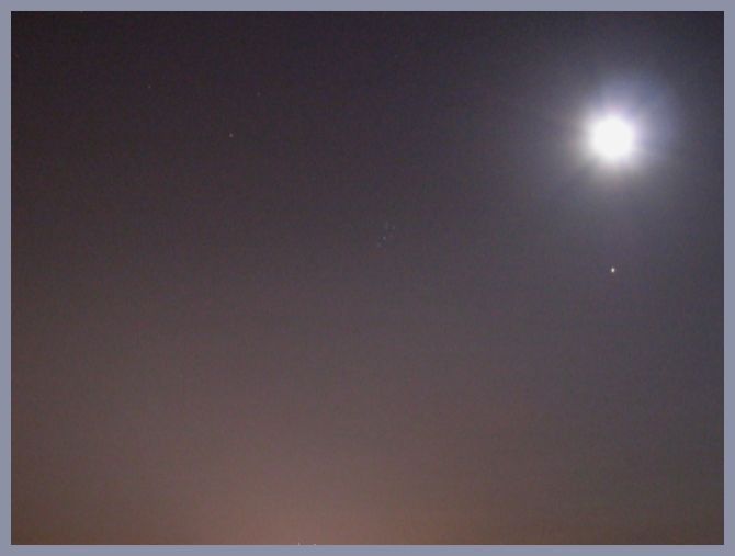 Mars la lune et les pleïades