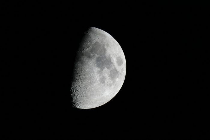 1er quartier de Lune