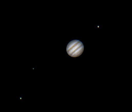 Jupiter et 3 satellites