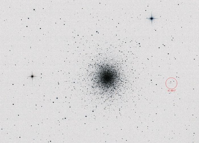 M13 IC4617 inversée
