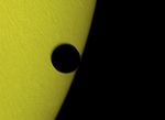 Vénus devant le soleil 13h00