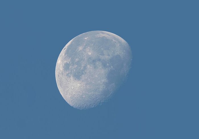 lune 27 novembre 2007 retouche