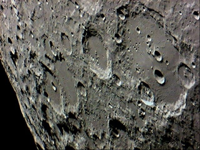 Lune région de Clavius