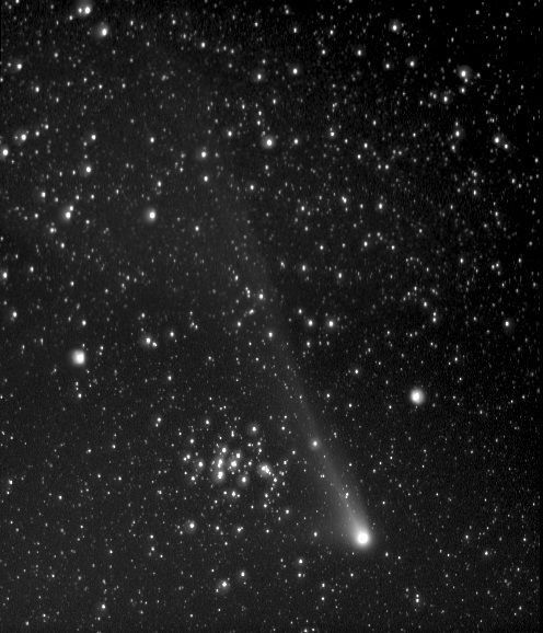 Rapprochement C/2001Q4 et Messier 44