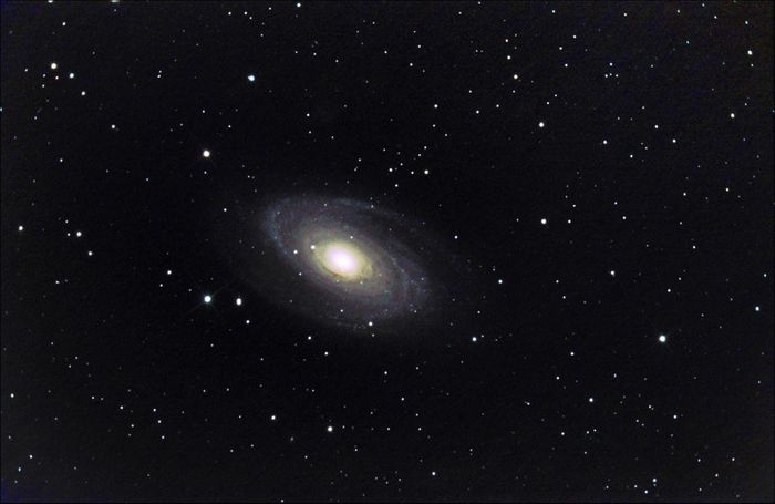 M81 du 25 avril 2010