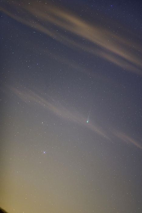 comète C/2009 R1 (McNaught)