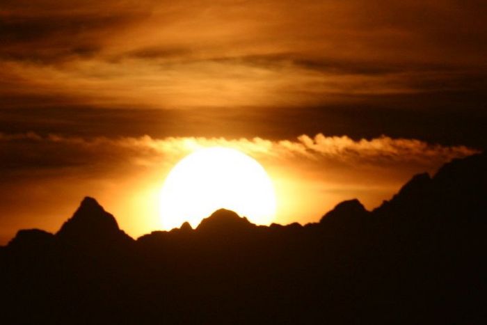 Lever de lune sur Belledonne