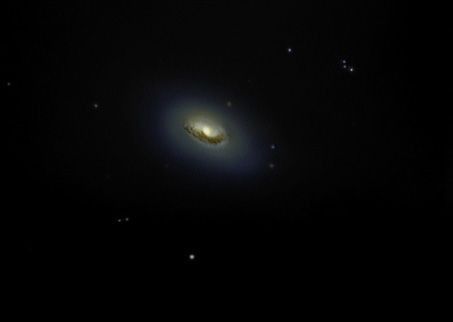 M 64 la galaxie de l'oeil noir