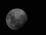 Satellitte sur la lune
