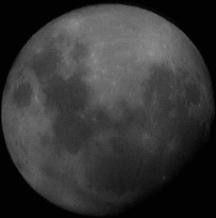 Satellitte sur la lune