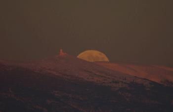 Pleine Lune et Mt Ventoux animation
