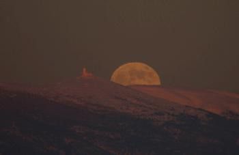Pleine Lune et Mt Ventoux animation