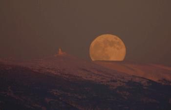 Pleine Lune et Mt Ventoux animation