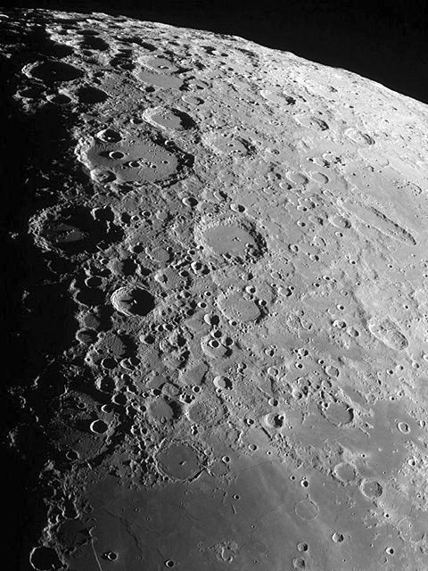 Surface lunaire