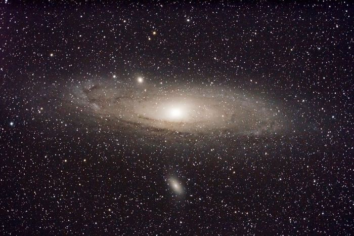 M31 Grande galaxie d'Andromède lunette de 80