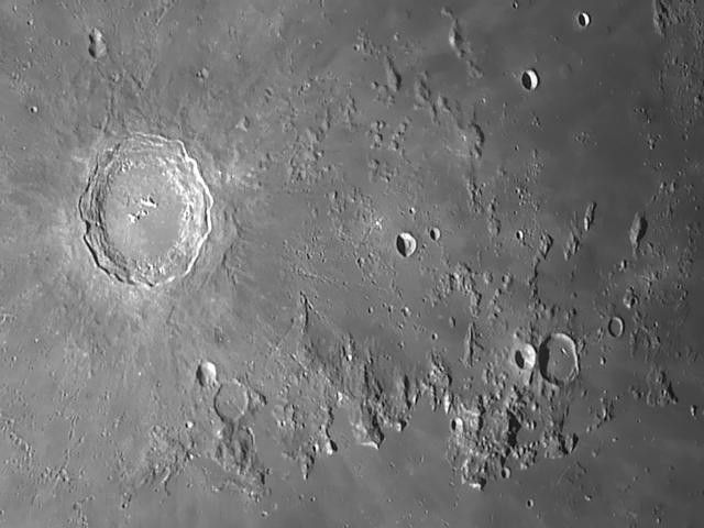Surface lunaire