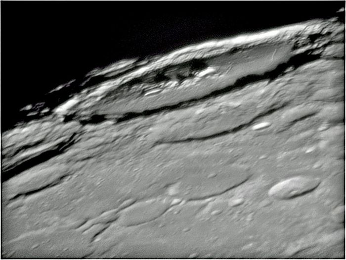 autre traitement &amp;quot;bord extrême Lune&amp;quot;